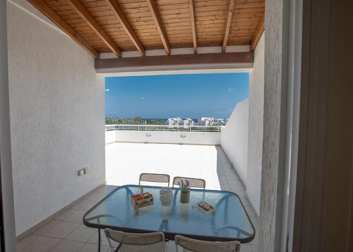 Panayia Sea View Apts