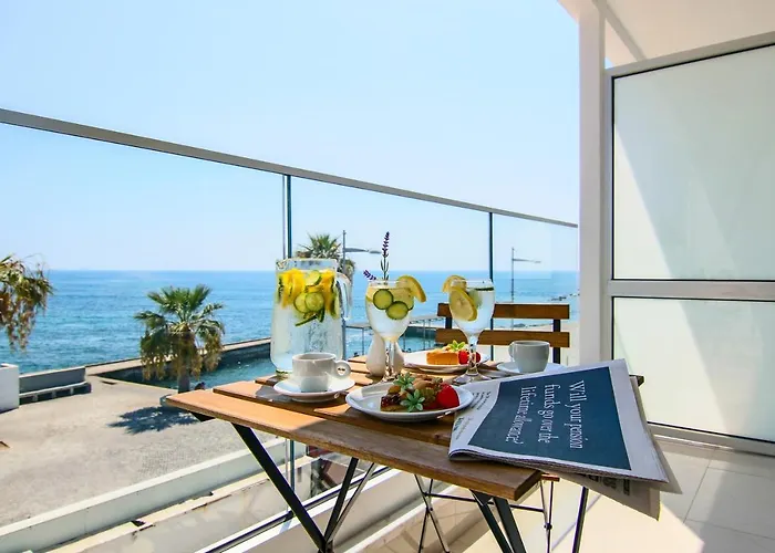 Phaedrus Living: Seaview Gold Flat Lighthouse 48