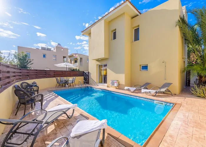 Sirena Bay Villa