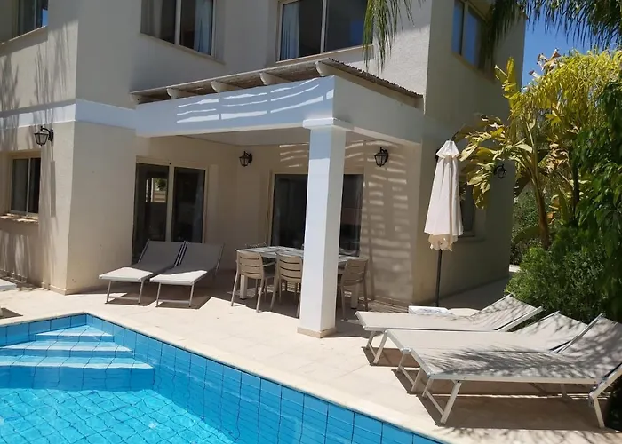 Anthorina Villa 16