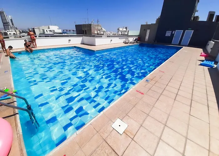 Eden Sea Breeze, 1 Bed, Rooftop Pool, Gym