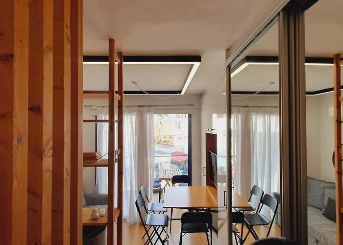 Phaedrus Living Seaside Luxury Flat Athina 109