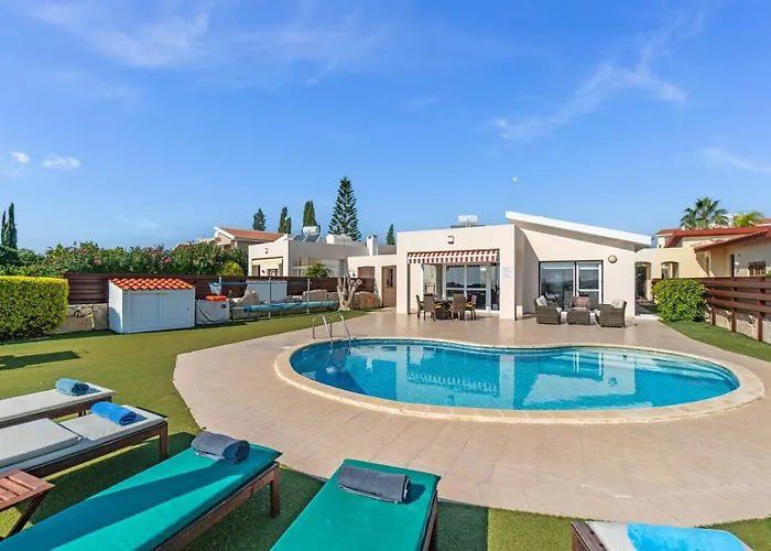 Villa Marina Sunrise By Ezoria Villas