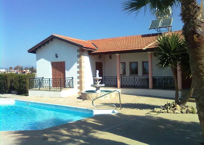 Villa Androulla