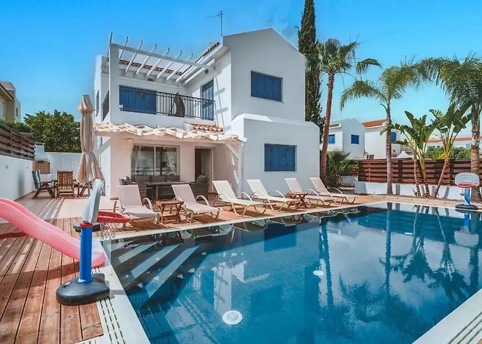 Amphitrite Villa