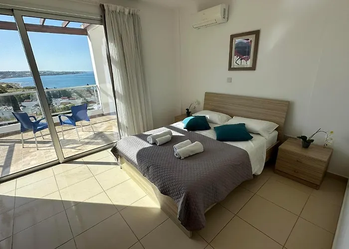 Villa Aqua Sunrise 1Km From Beach With Sea Views