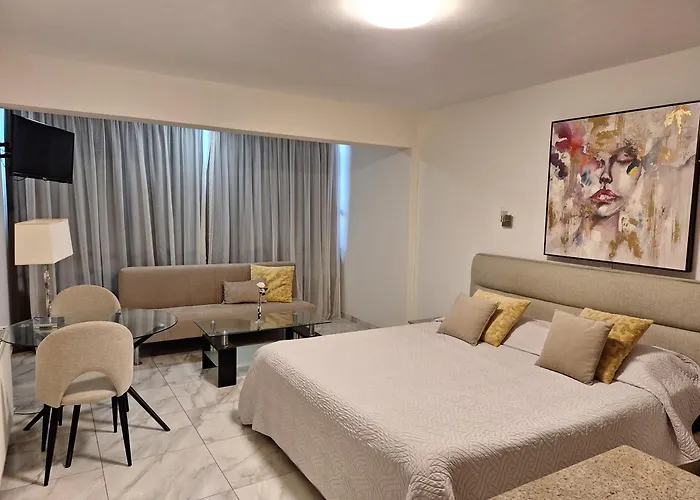Marianna Hotel Apartments