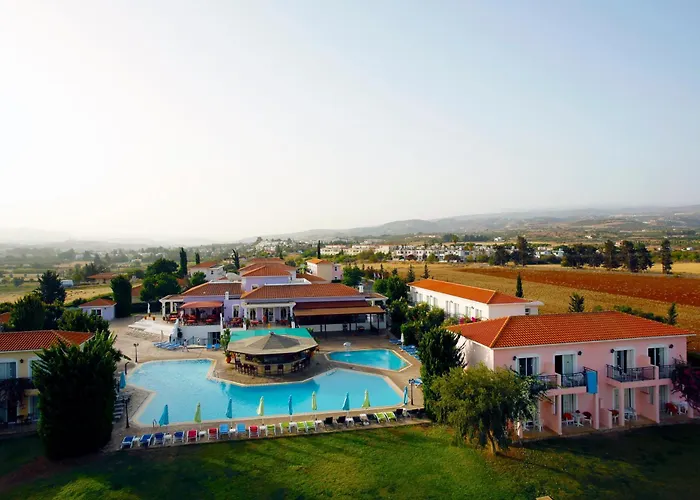 Akamanthea Holiday Village