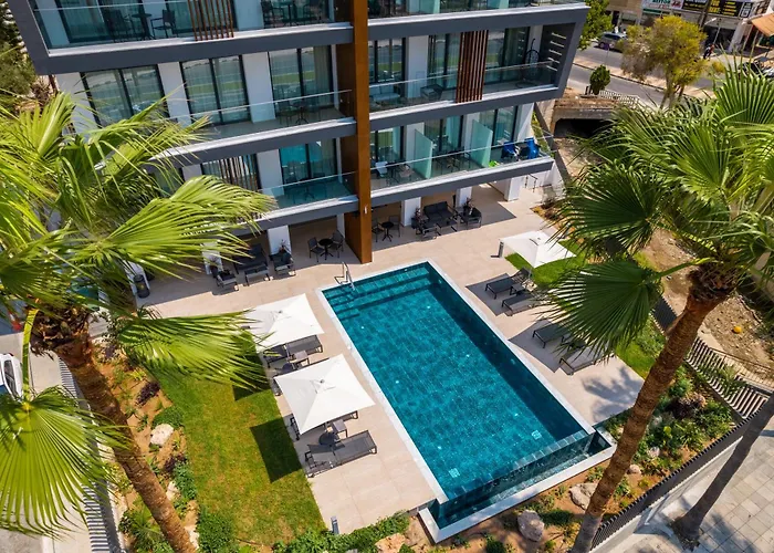 Waterside Sea View Apartments