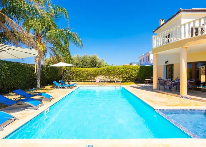 Villa Tsikkos Ena