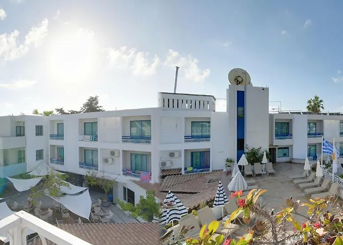 Nereus Hotel