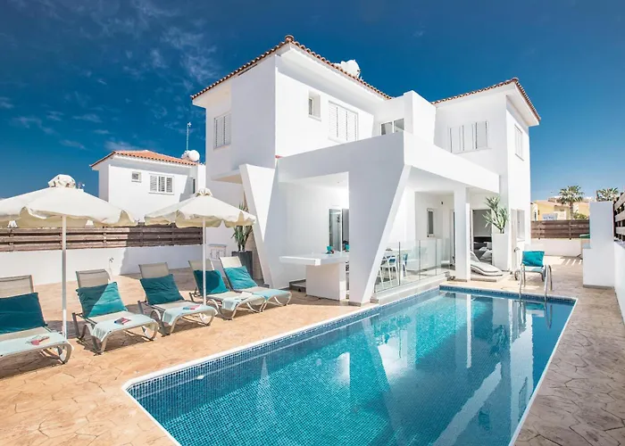 Marimar Villa