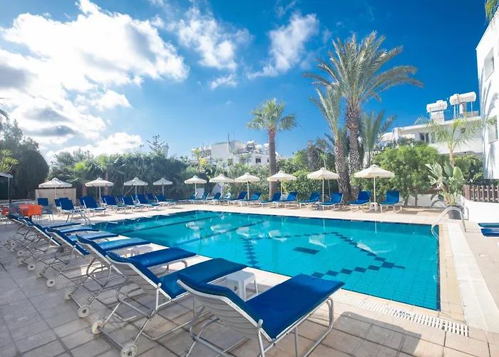 Pavlinia Hotel&Apartments