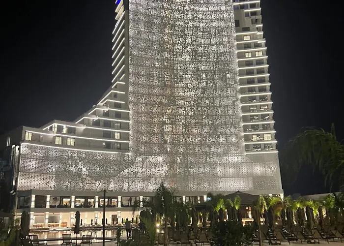 Grand Sapphire Resort & Casino With Sea View