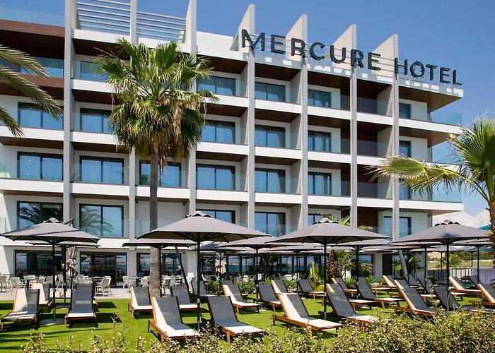 Mercure Larnaca Beach Resort