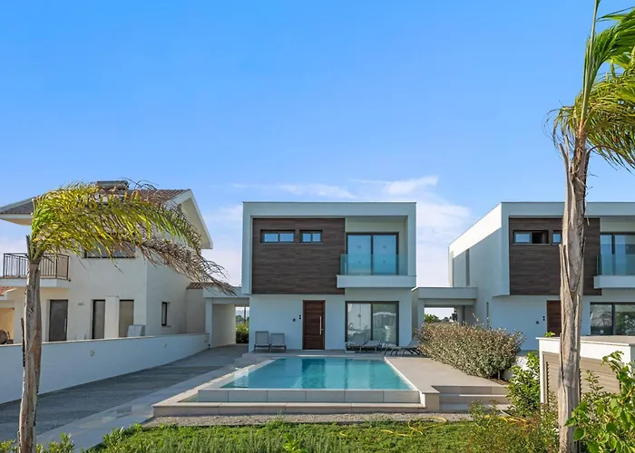 Serenity Waves Villa 12