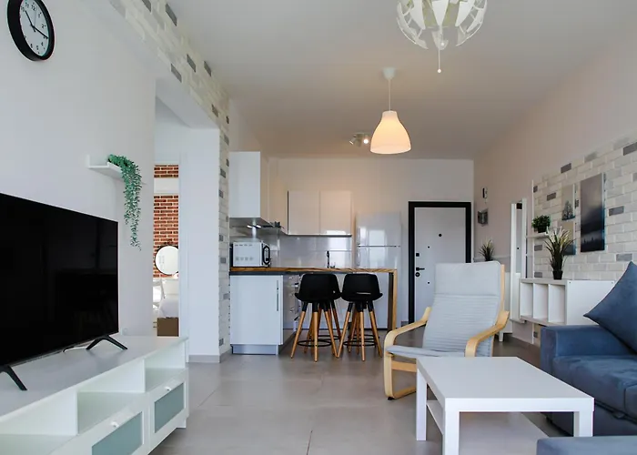 Luxury Two Bedroom Apartment In Caesar Resort & Spa, Long Beach