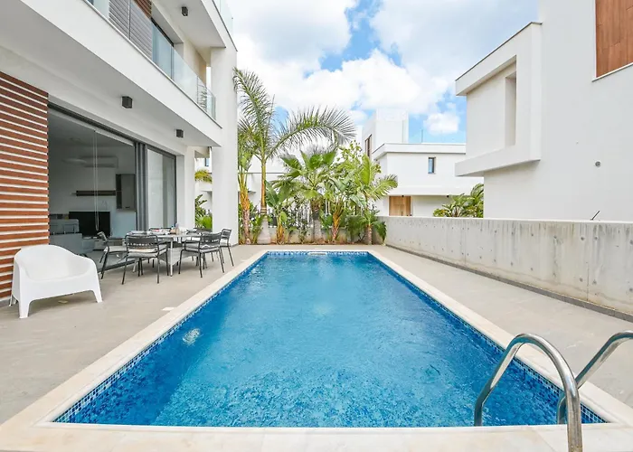 By The Beach Villa 12