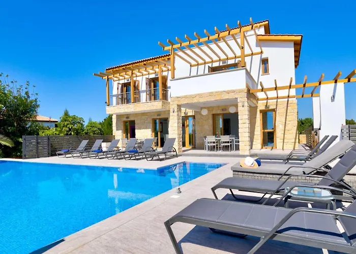 Villa 347 Meo - Fantastic Five Bedroom Villa With Private Pool In Peaceful Location, Aphrodite Hills