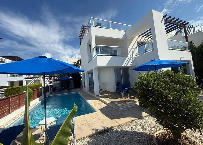 Villa Aqua Sunrise 1Km From Beach With Sea Views