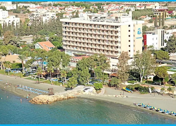 Poseidonia Beach Hotel