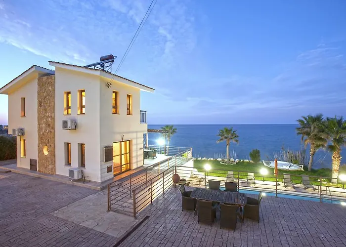 Kallinousa Beach Villa