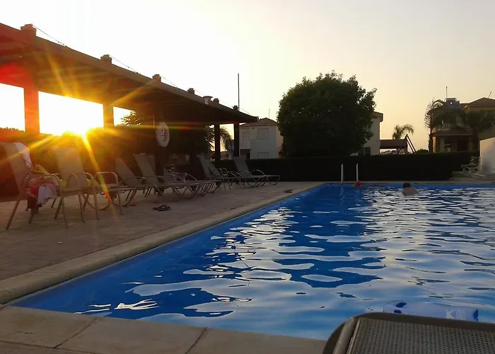 Sunset Garden Villa