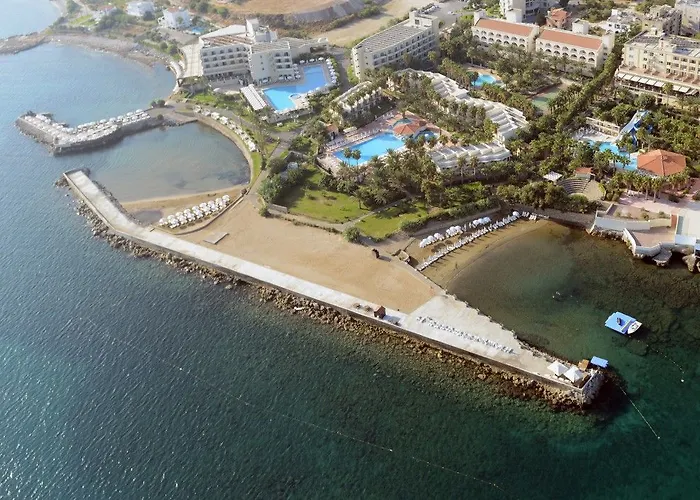 Oscar Resort Hotel