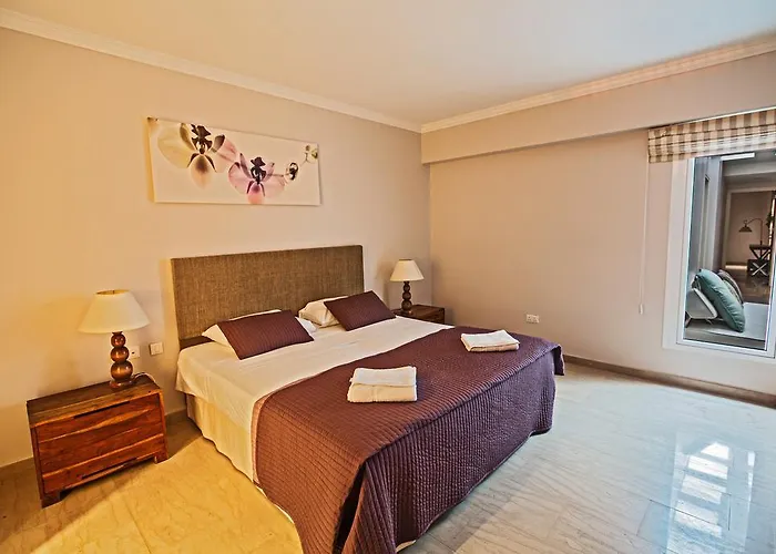 Leana Front Line Villa