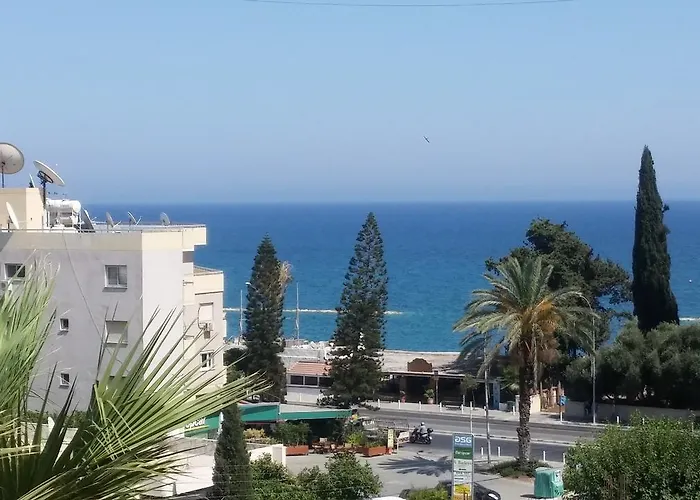Castle Holiday Apartments