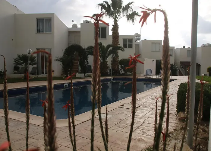 Evros Peyia & Coral Bay Seaview Apartment