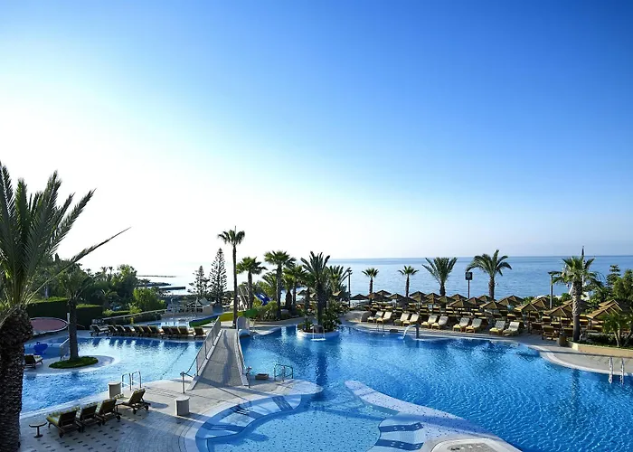 Four Seasons Hotel