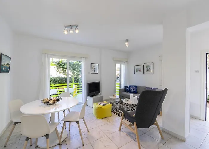 Protaras Lemon Tree Villa