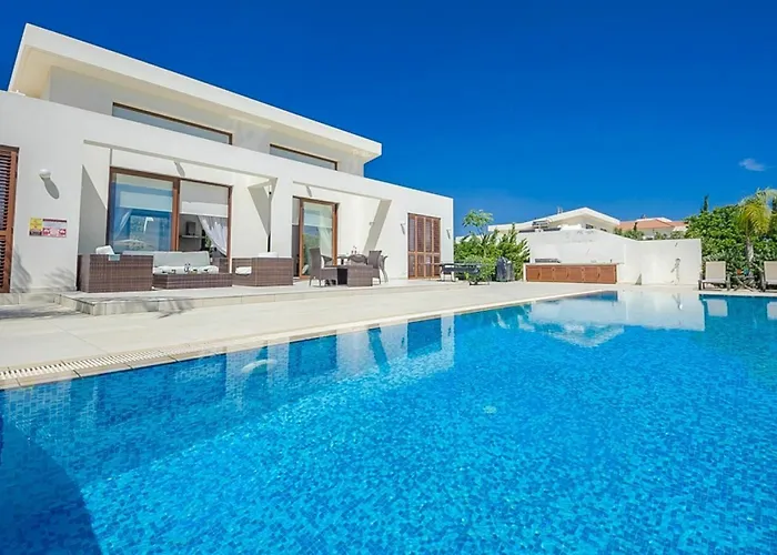Rent Private Villa 069