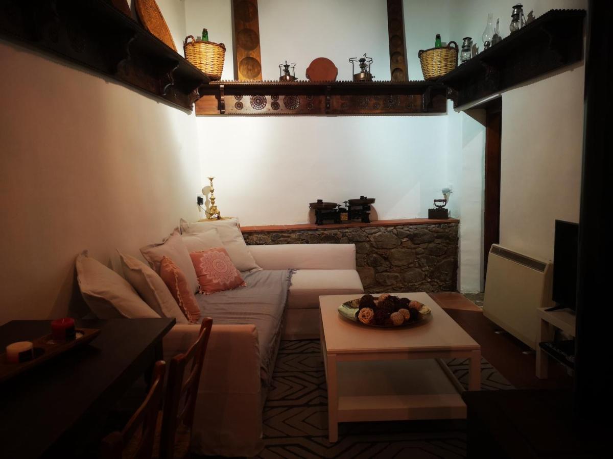 Antigone's House Kyperounda