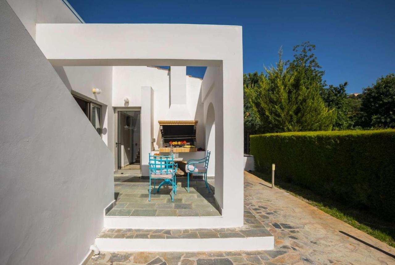 Stephanos Villa *