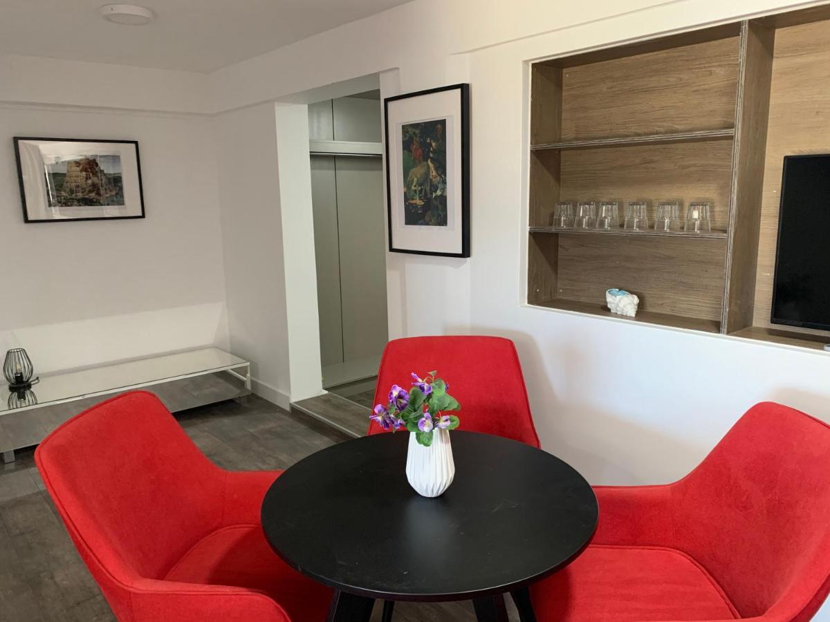 Pasithea Family Hostel Larnaca