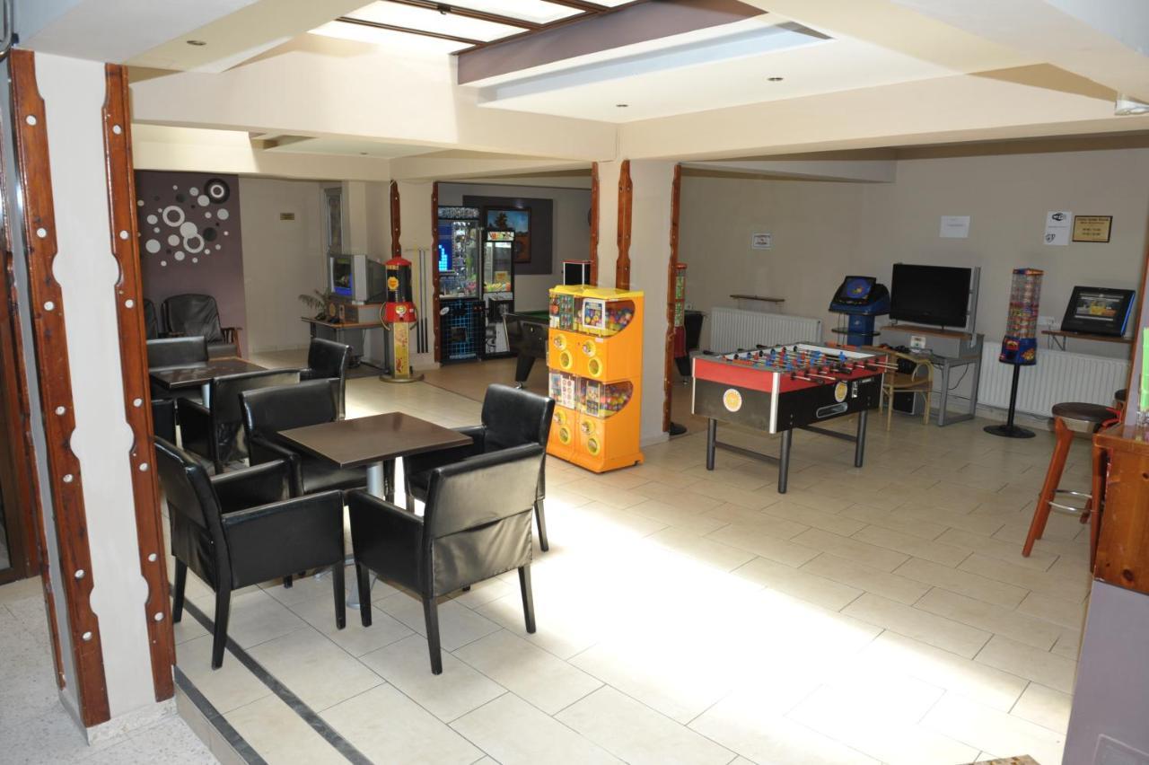 Minaides Hotel
