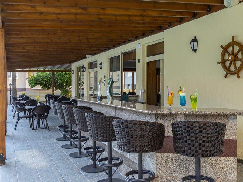 Hotel Kapetanios 3*