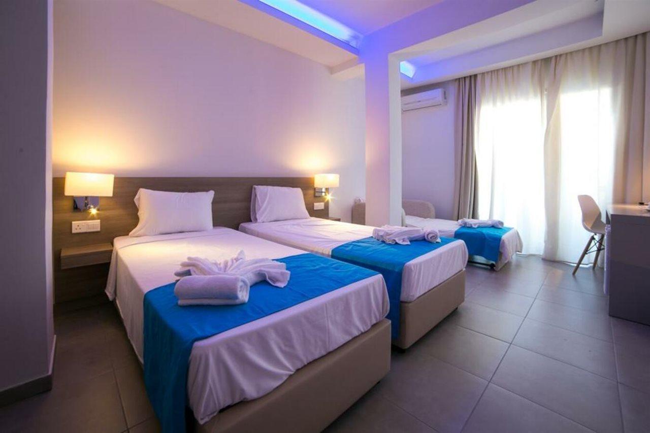 Flora Maria Hotel Aparthotel 3*