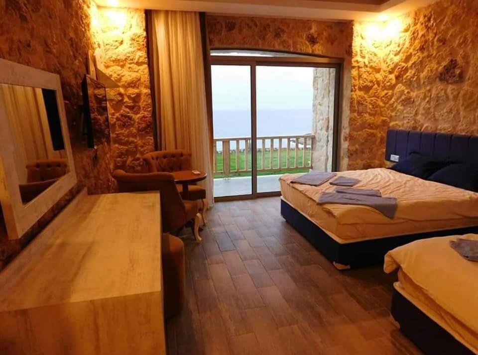 Burhan's Hotel 3*