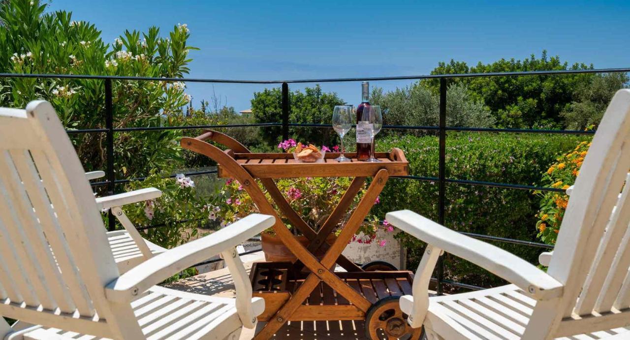 4 Bedroom Lofou With Private Pool And Sea Views, Aphrodite Hills