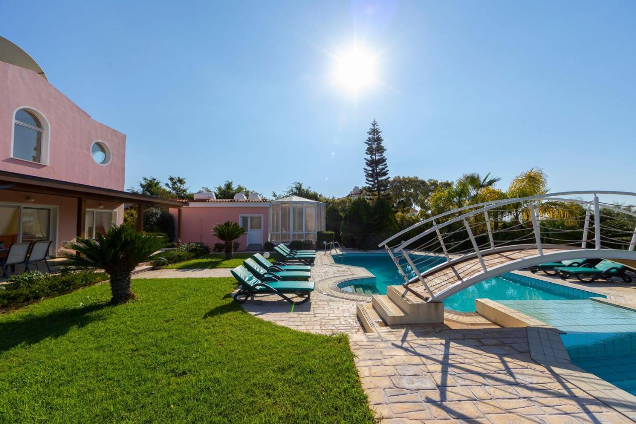 Coral Bay View, Walking Distance To The Beach! Pegeia