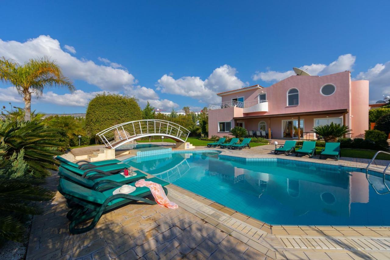 Coral Bay View, Walking Distance To The Beach! Pousada Pegeia