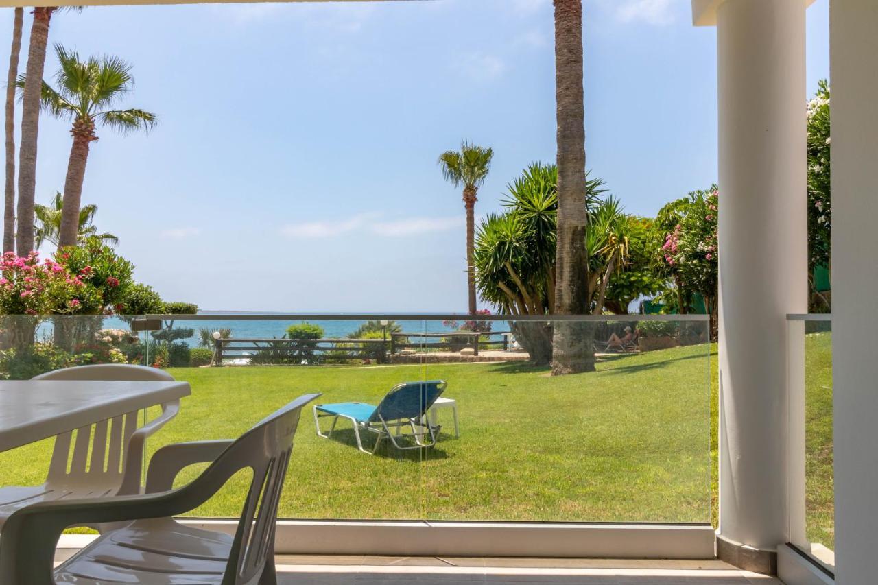 Rododafni Aparthotel 3*