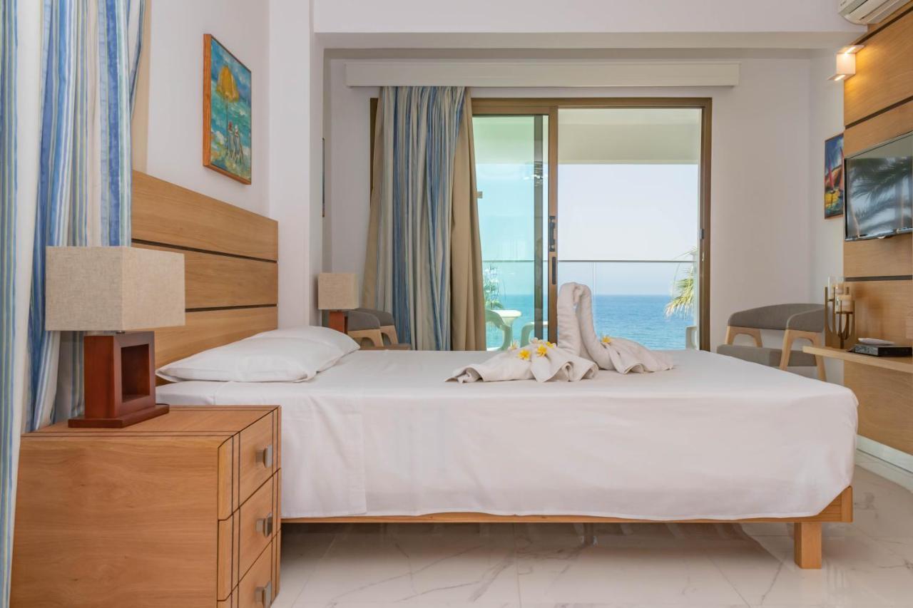 Rododafni Aparthotel 3*
