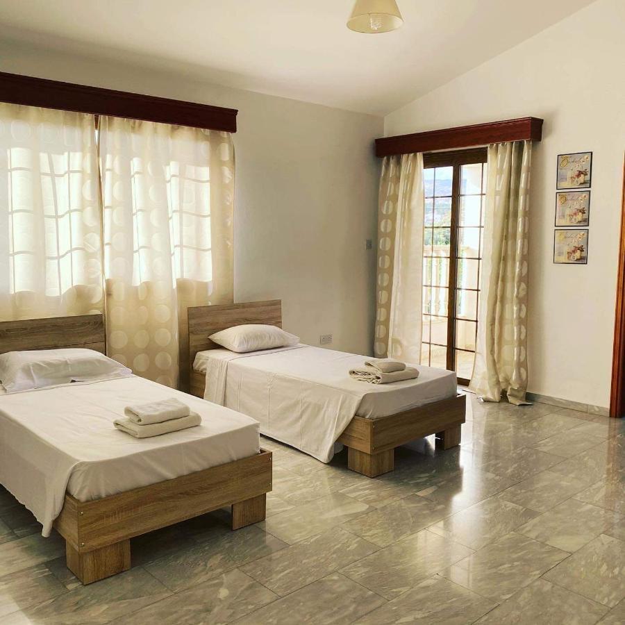 Kapistris Dyo Villa *