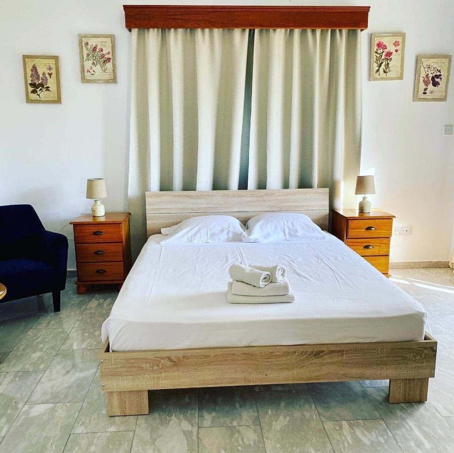 Kapistris Dyo * Coral Bay