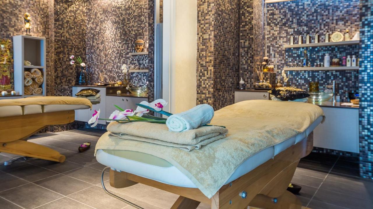 Vrissaki Hotel 4*