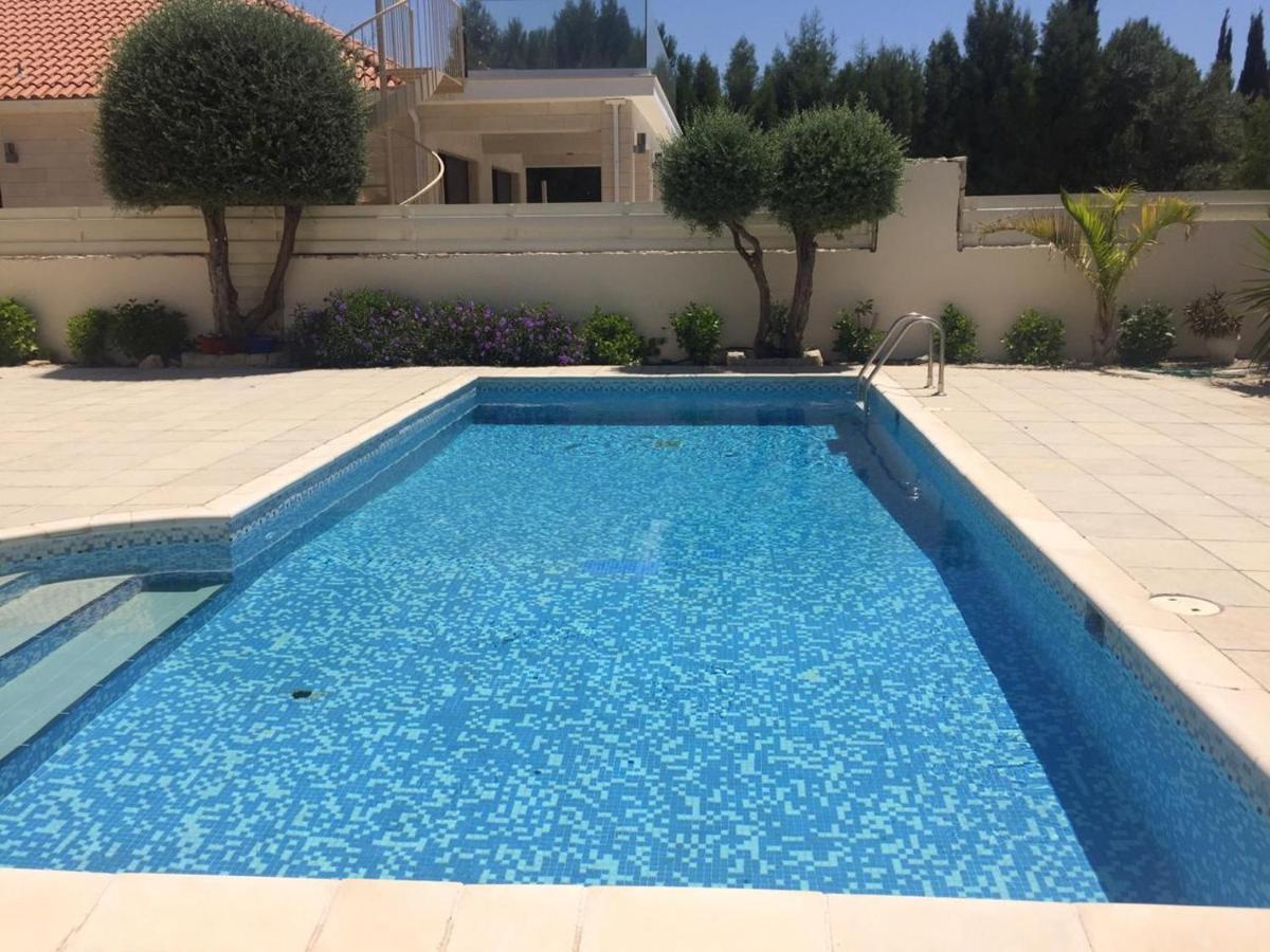 Rossa Pissouri